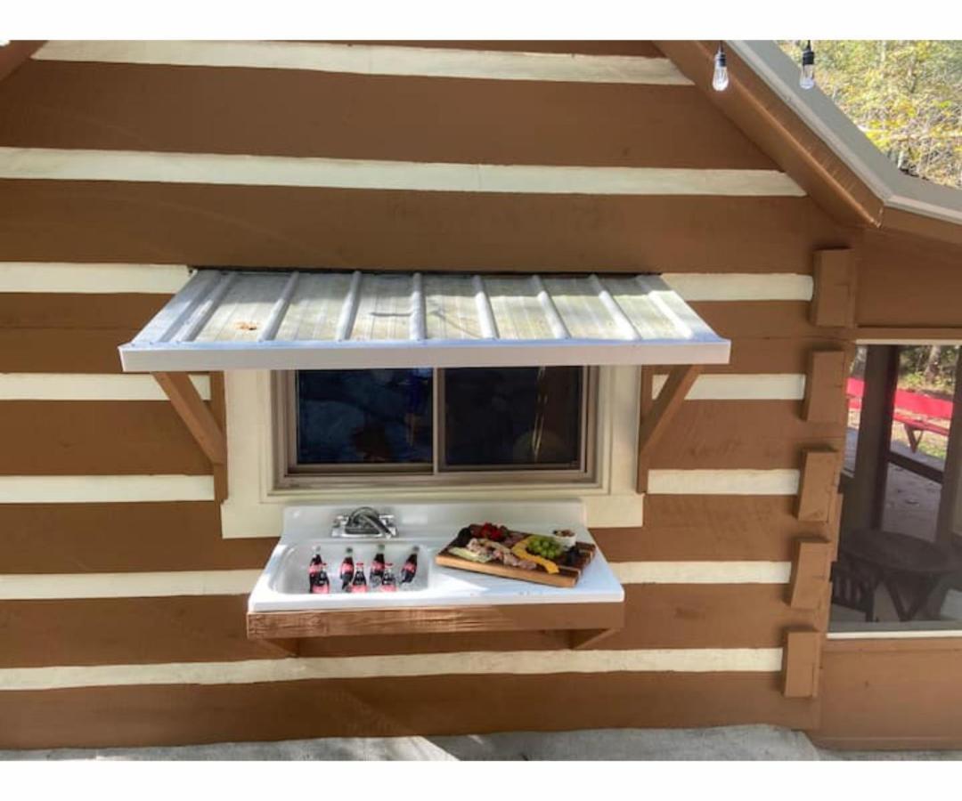 Beary Relaxing Cabin - Rustic With Outdoor Patio タウンゼンド エクステリア 写真